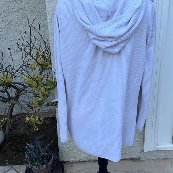 Barefoot Dreams CozyChic Ultra Lite Ribbed Ecru Hooded Cardigan Sweater Size L - Picture 2 of 5